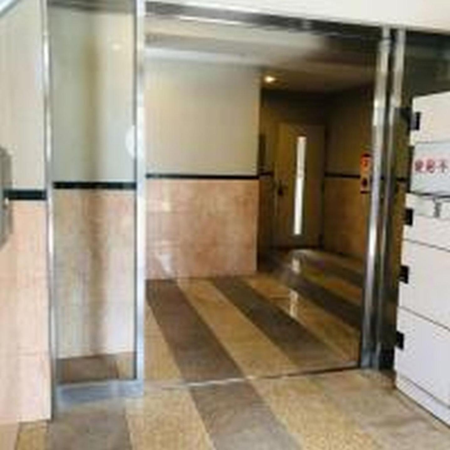 グランディ701 Appartement *